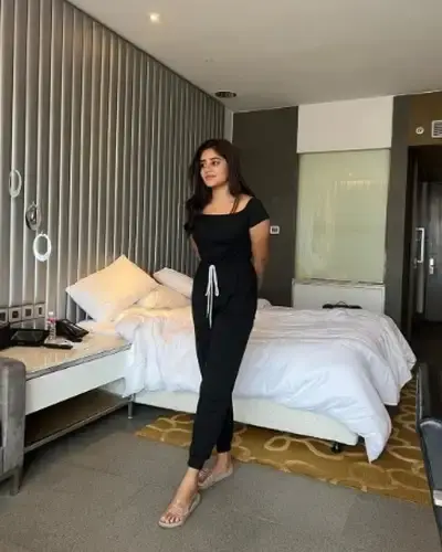 Call Girls Ahmednagar Cash On Delivery